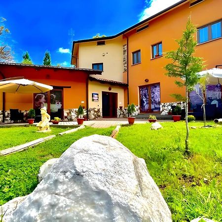 Agriturismo Tre Elle Acri Ngoại thất bức ảnh